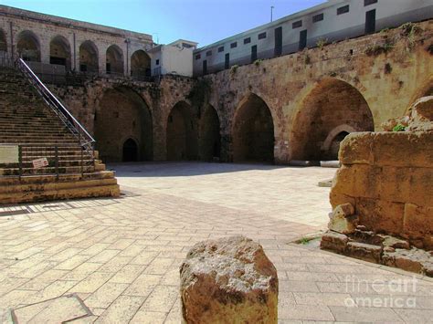 acre crusader city.